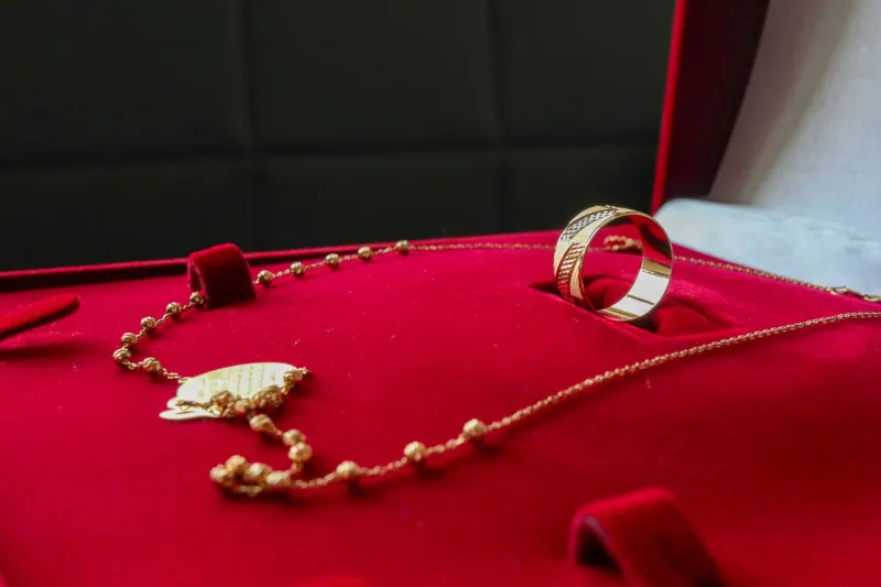 Worn or Preserved? A Collector's Guide to Living With Significant Gold